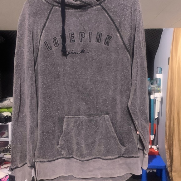 Victoria’s Secret pink tracksuit. - Picture 2 of 6